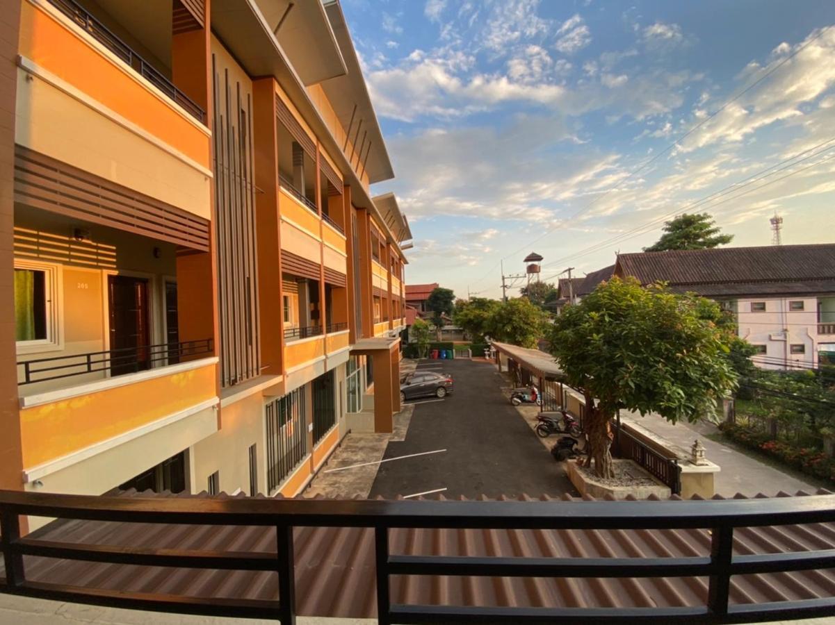 Preme Apartment @Maejo Ban pa Lan  Екстериор снимка